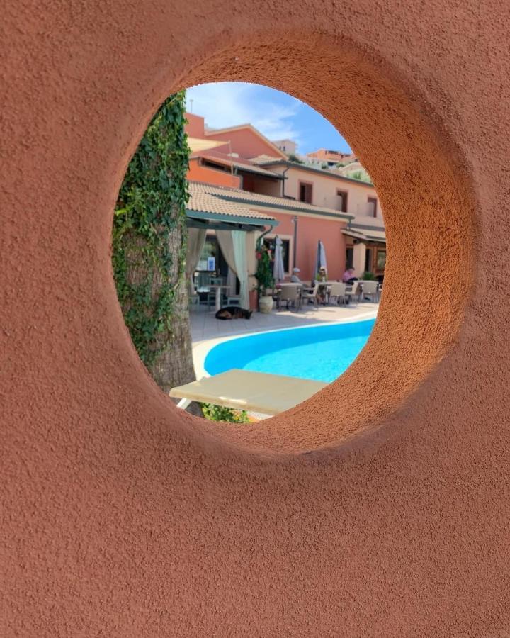 Hotel Corallaro Санта-Тереза-Галлура Экстерьер фото